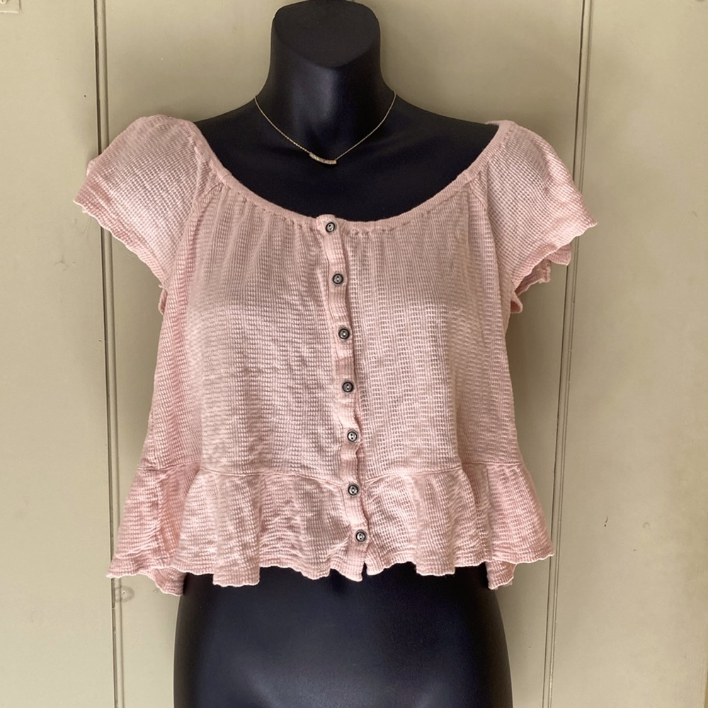 Adorable Button-Down Ruffle Top | Pink | XS
